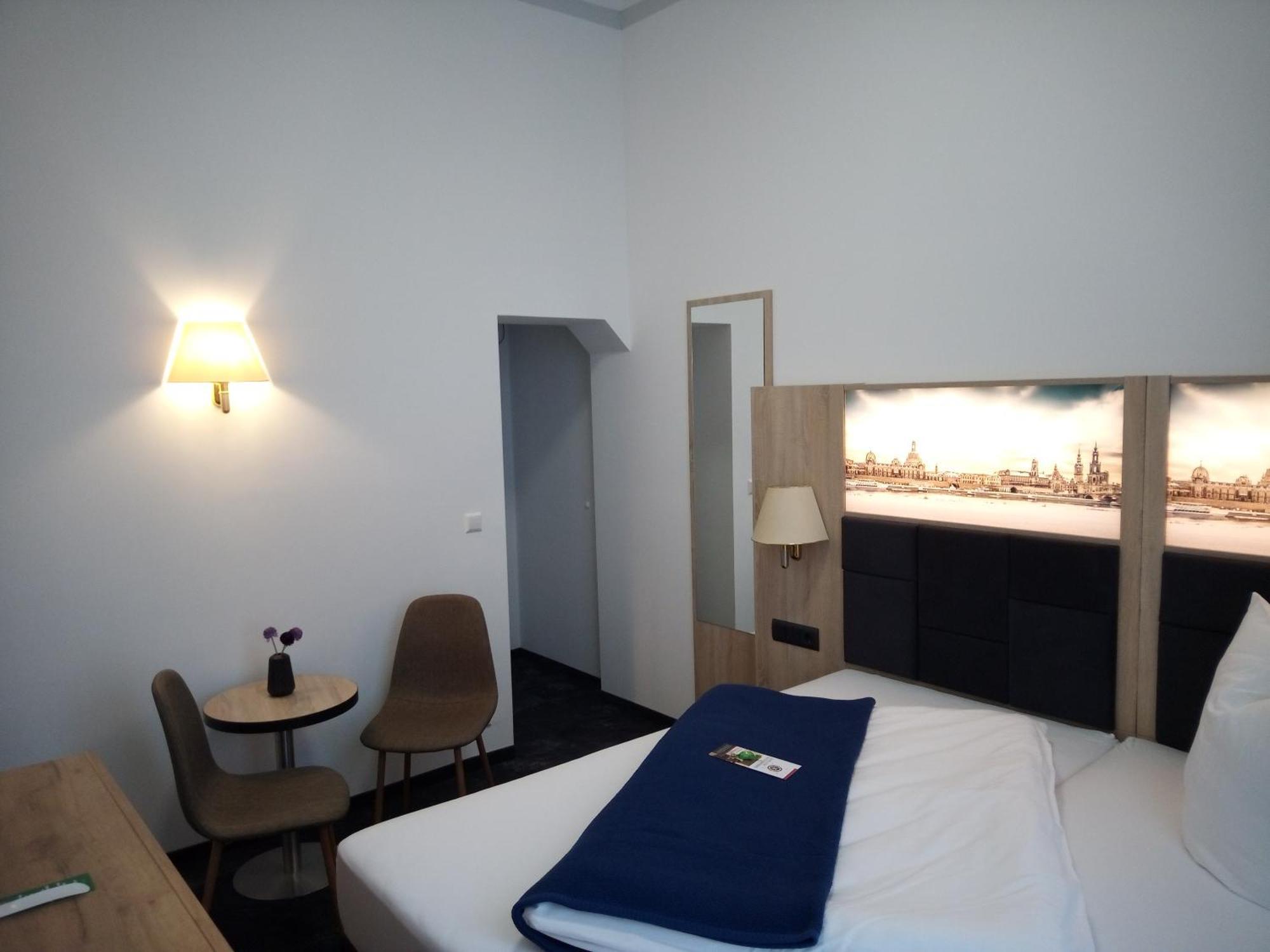 Hotel Zur Kulturweberei Finsterwalde Oda fotoğraf