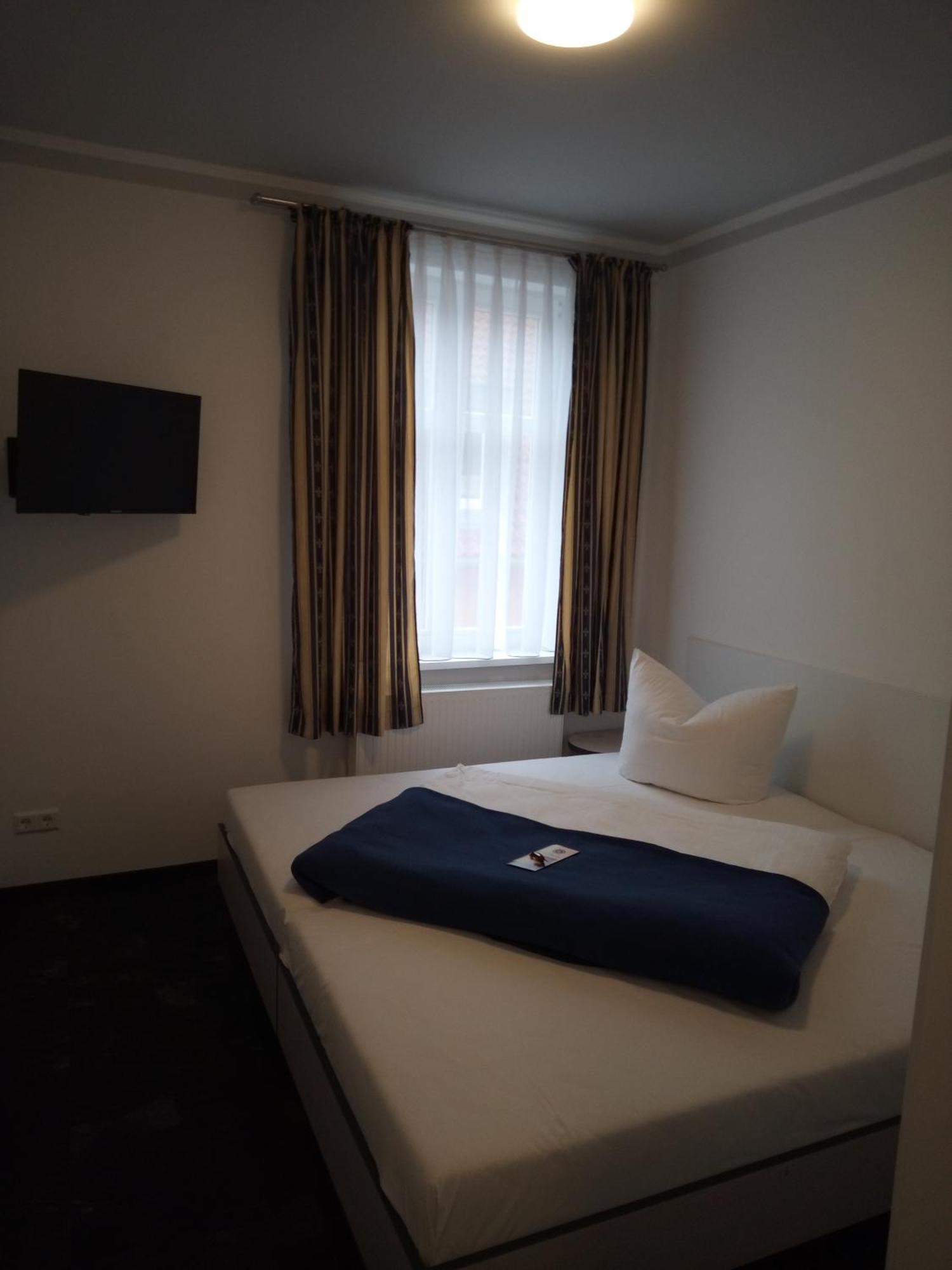 Hotel Zur Kulturweberei Finsterwalde Oda fotoğraf